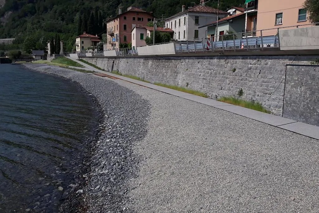 Apartment Casa Ducale Como Lake View Mandello del Lario Italy