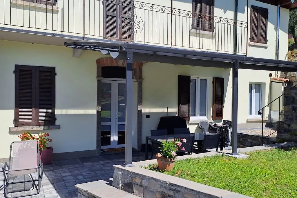 Casa Ducale Como Lake View Mandello del Lario 0*,  Italien