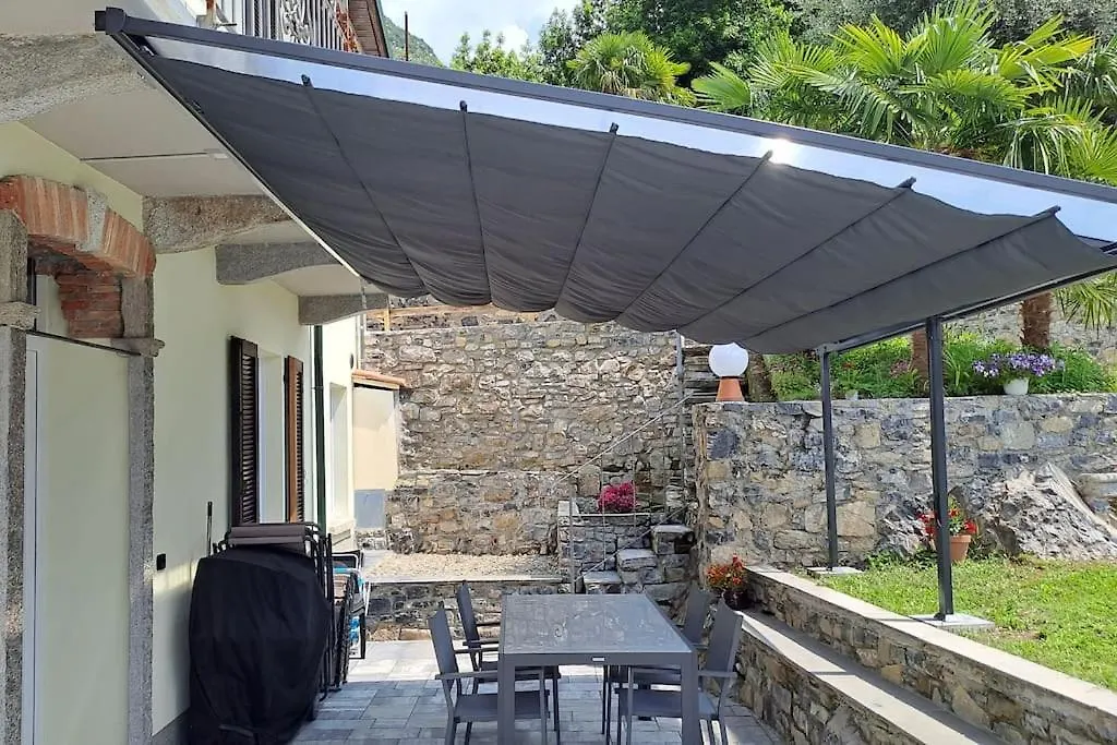 Casa Ducale Como Lake View Mandello del Lario 0*,  Italy